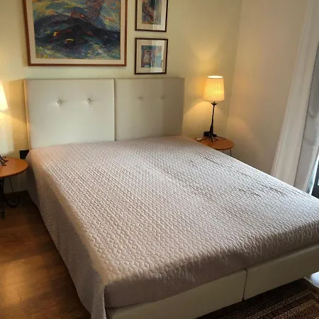 Villa Altra *